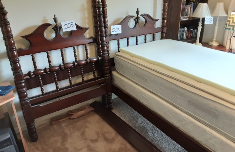 Auctions image thumbnails