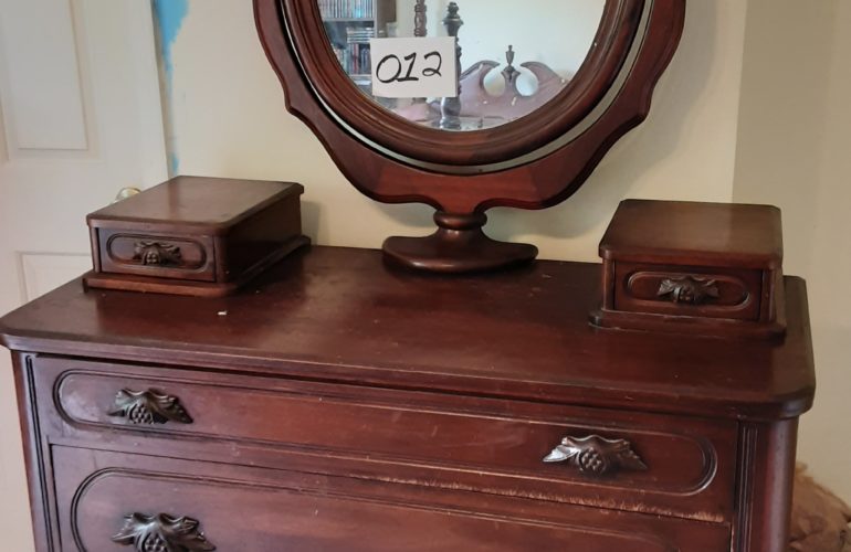 Auctions image thumbnails