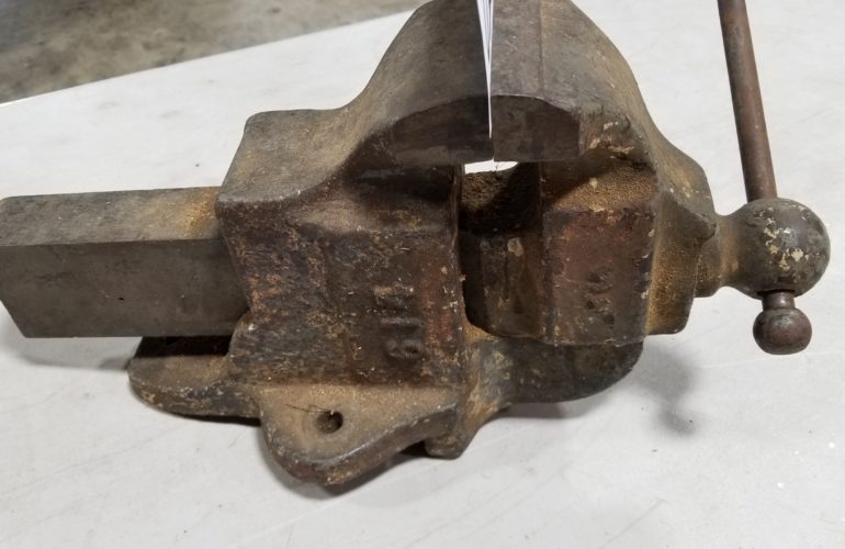 Auctions image thumbnails