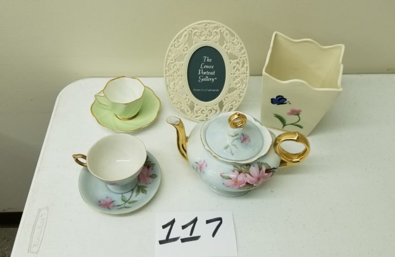 Auctions image thumbnails