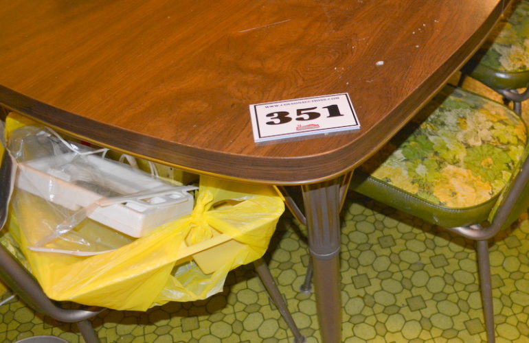 Auctions image thumbnails