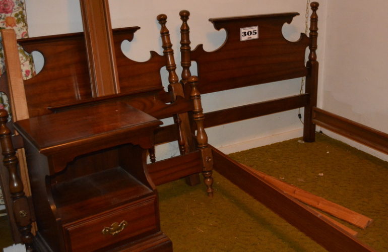 Auctions image thumbnails