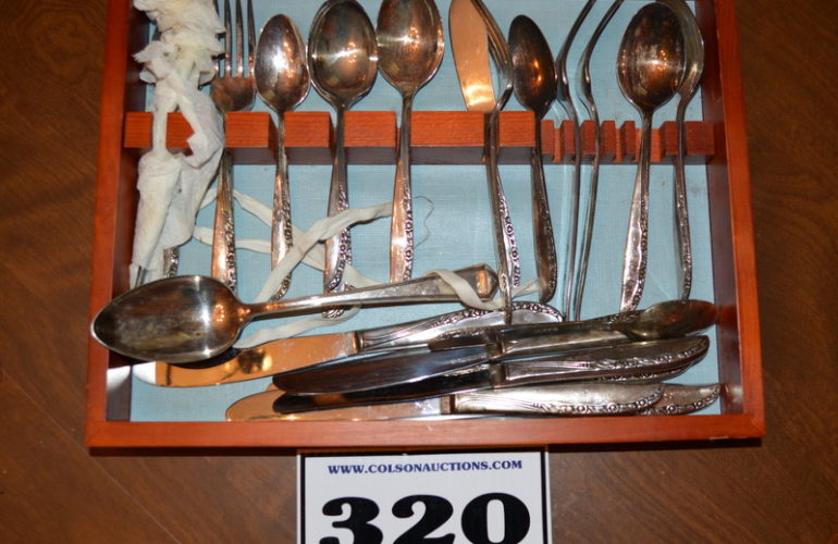 Auctions image thumbnails