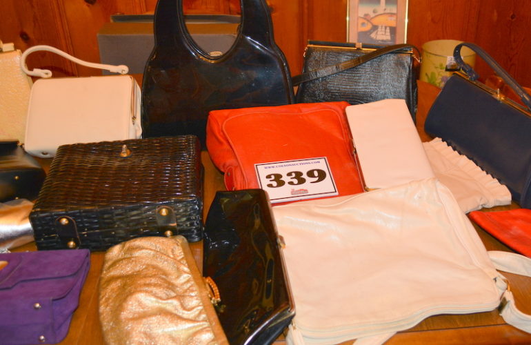 Auctions image thumbnails