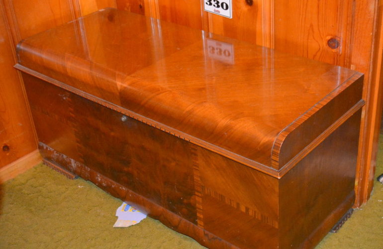 Auctions image thumbnails