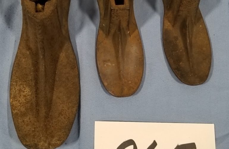 Auctions image thumbnails