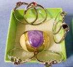 Auctions image thumbnails