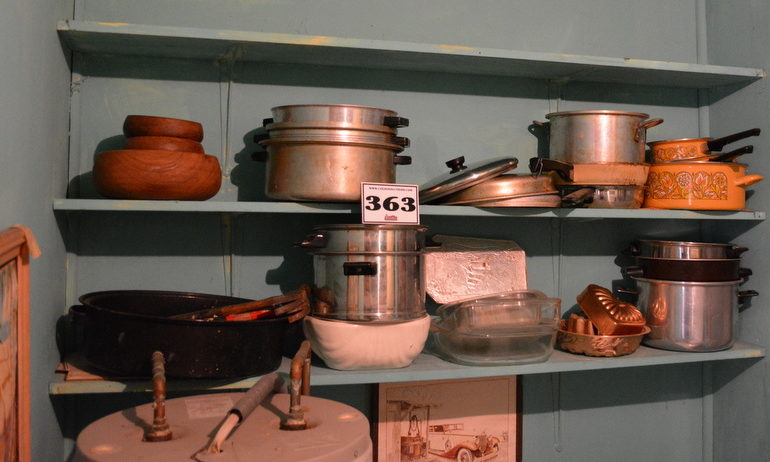 Auctions image thumbnails