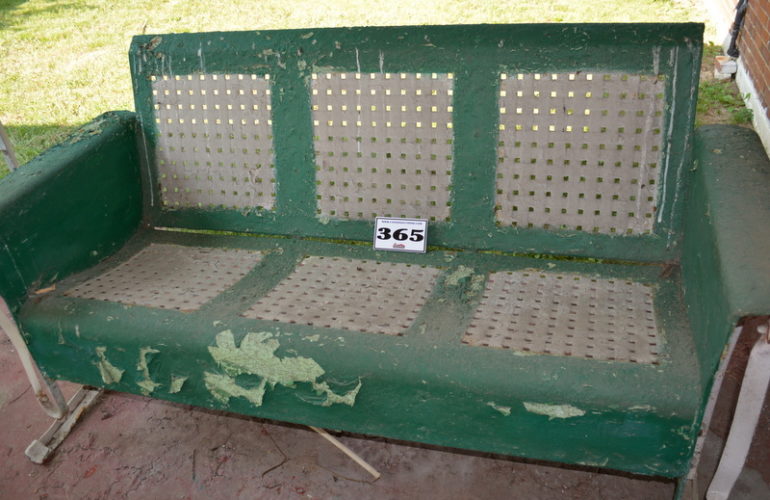 Auctions image thumbnails