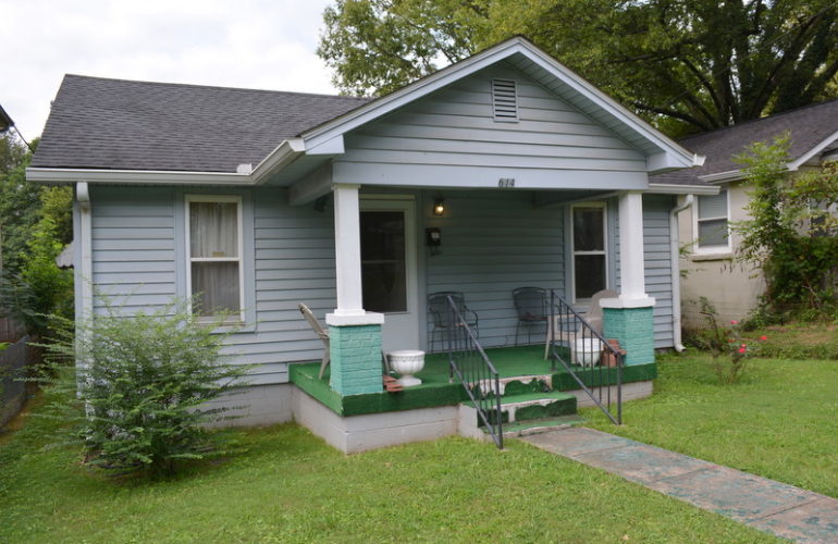 Auctions image thumbnails