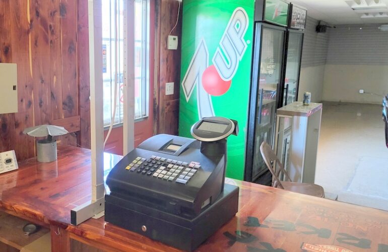 Auctions image thumbnails