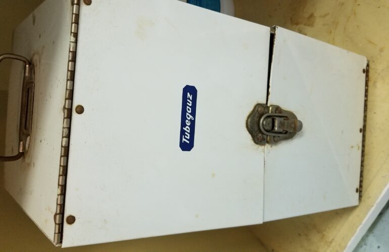 Auctions image thumbnails