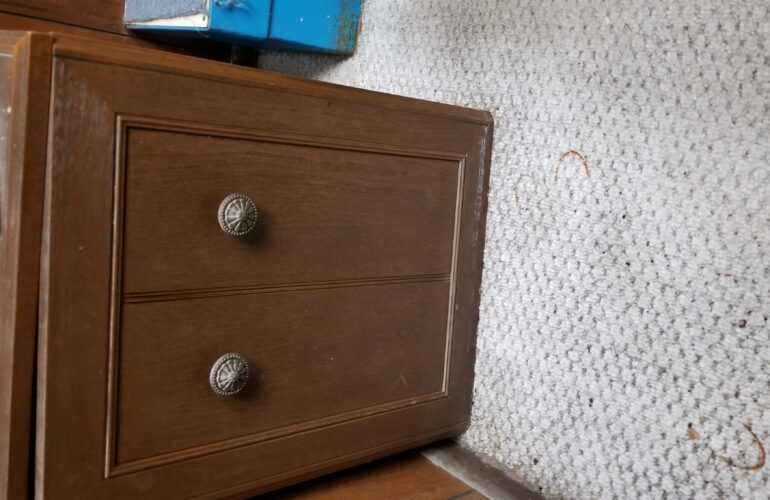 Auctions image thumbnails