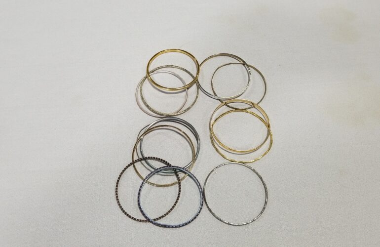 Auctions image thumbnails