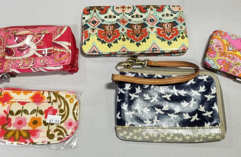 Auctions image thumbnails