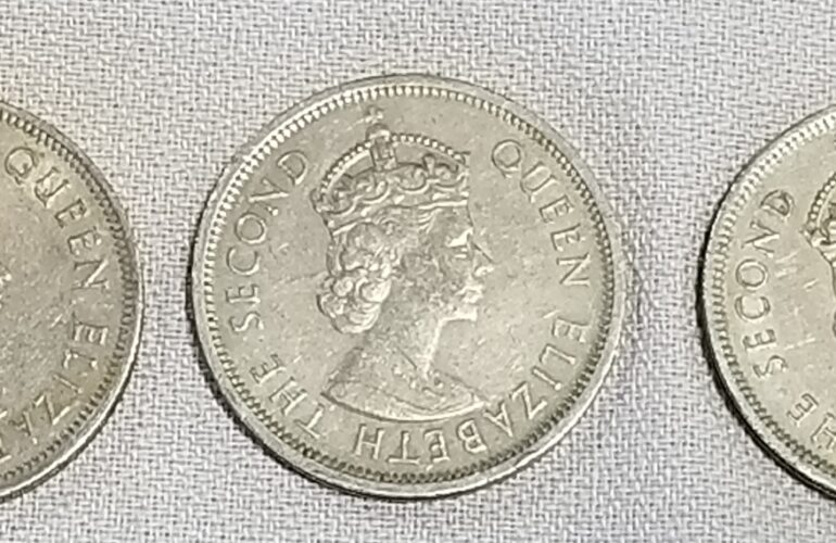 Auctions image thumbnails