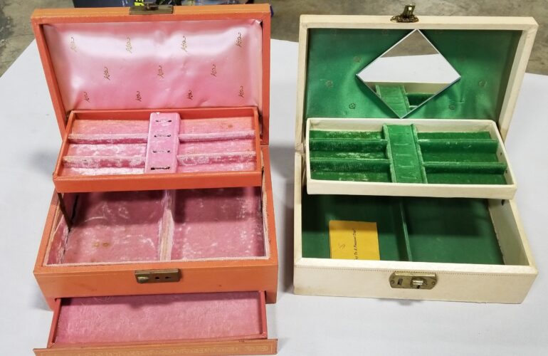 Auctions image thumbnails