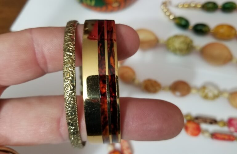 Auctions image thumbnails