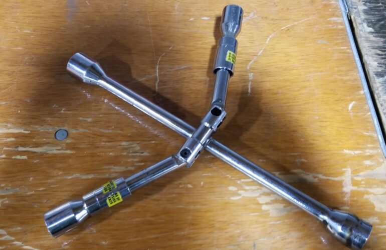 Auctions image thumbnails