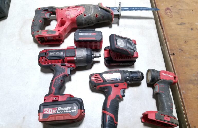 Auctions image thumbnails