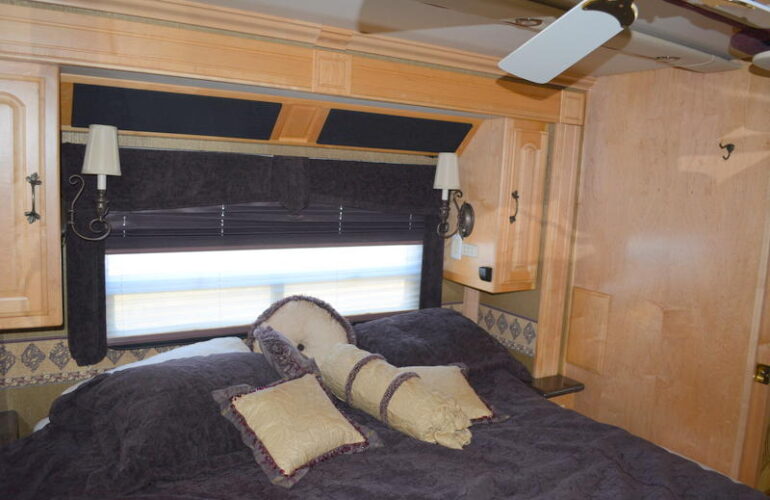 Auctions image thumbnails