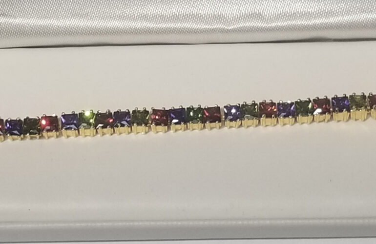 Auctions image thumbnails