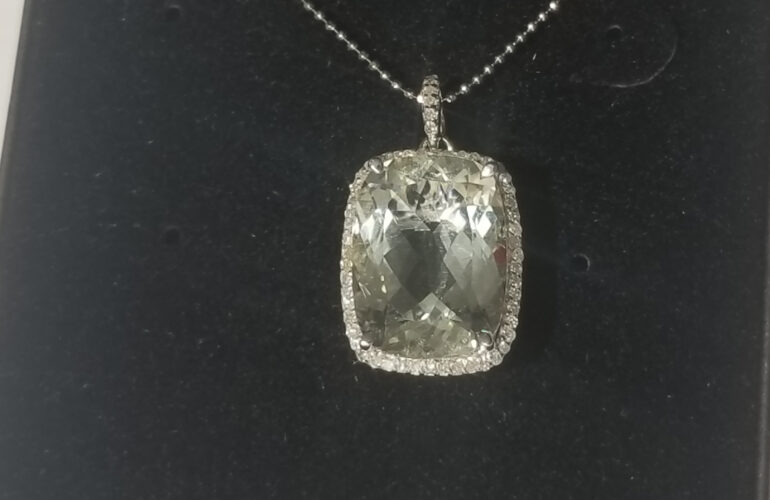 Auctions image thumbnails