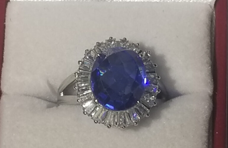 Auctions image thumbnails