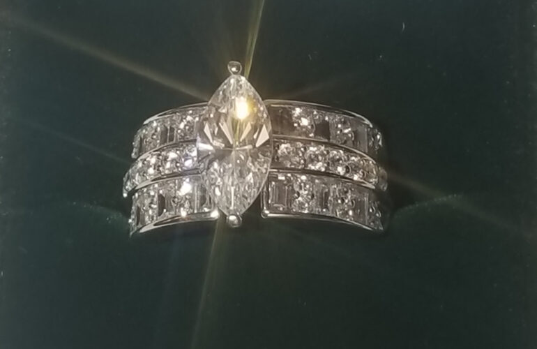 Auctions image thumbnails