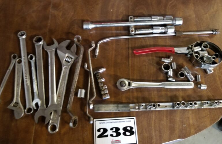 Auctions image thumbnails