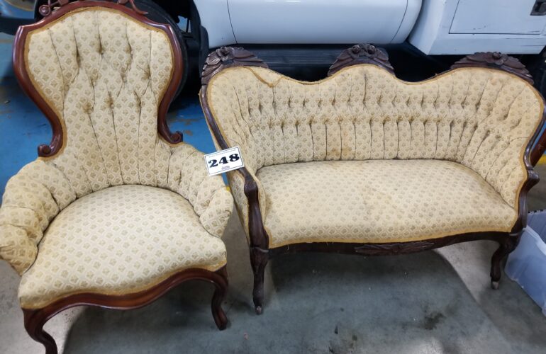 Auctions image thumbnails