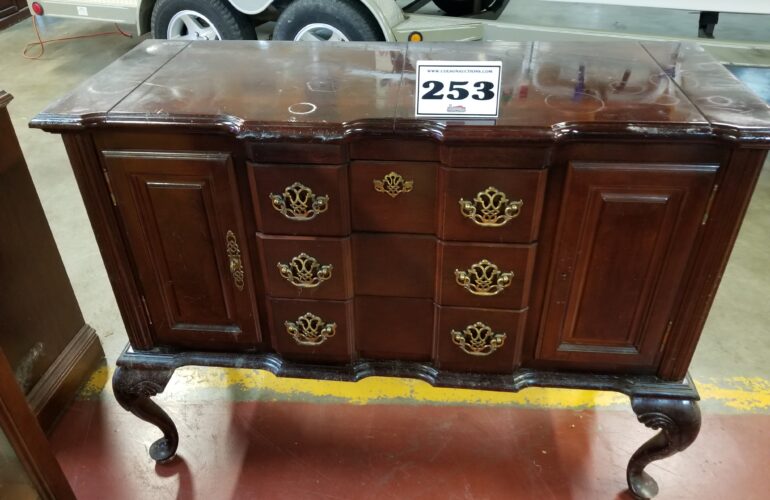 Auctions image thumbnails