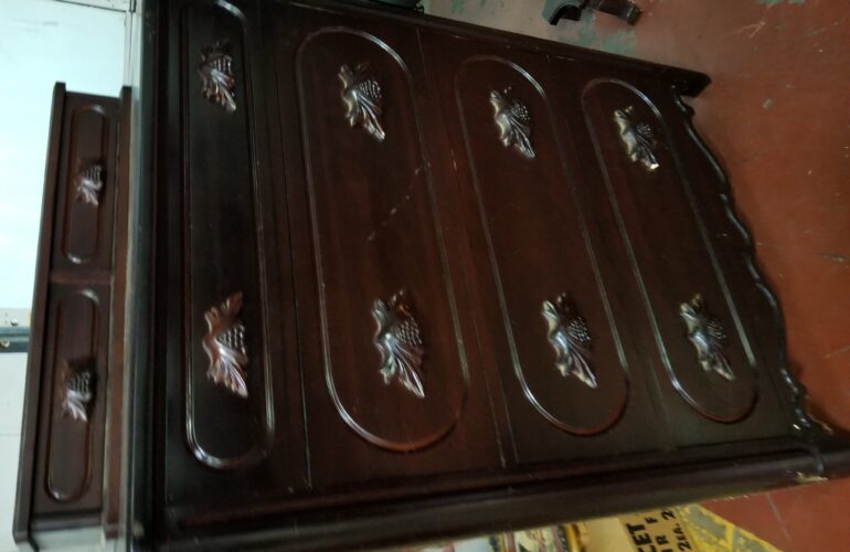 Auctions image thumbnails