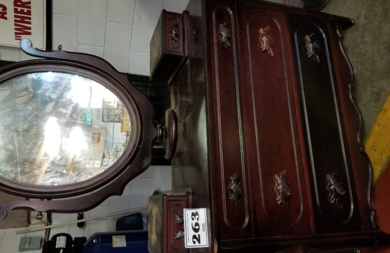 Auctions image thumbnails