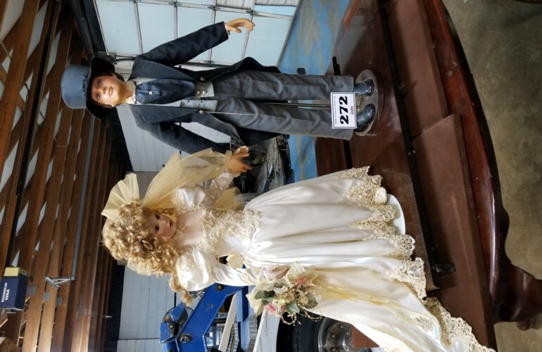 Auctions image thumbnails