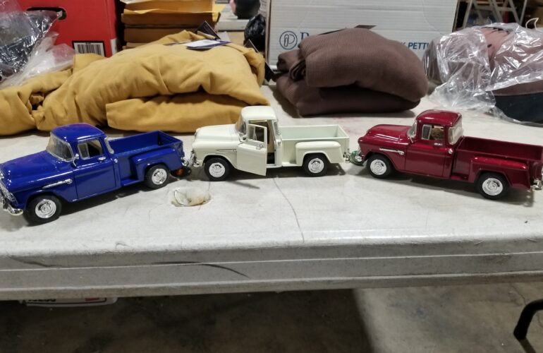 Auctions image thumbnails