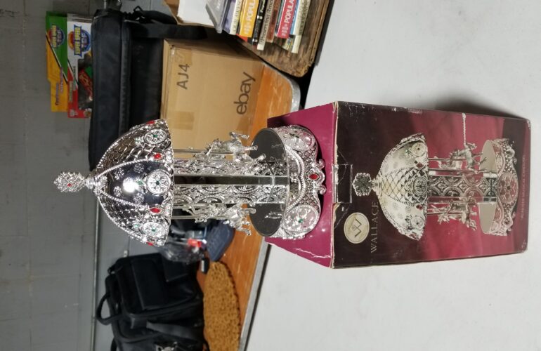 Auctions image thumbnails