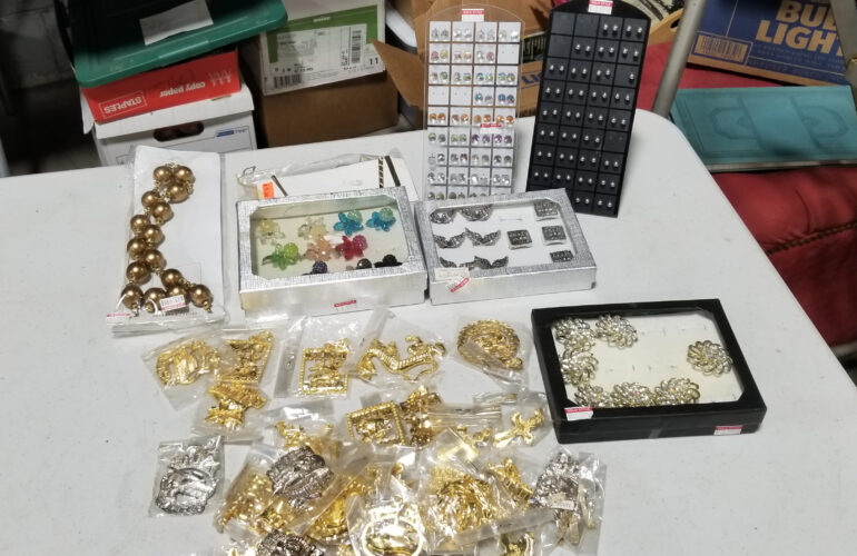 Auctions image thumbnails