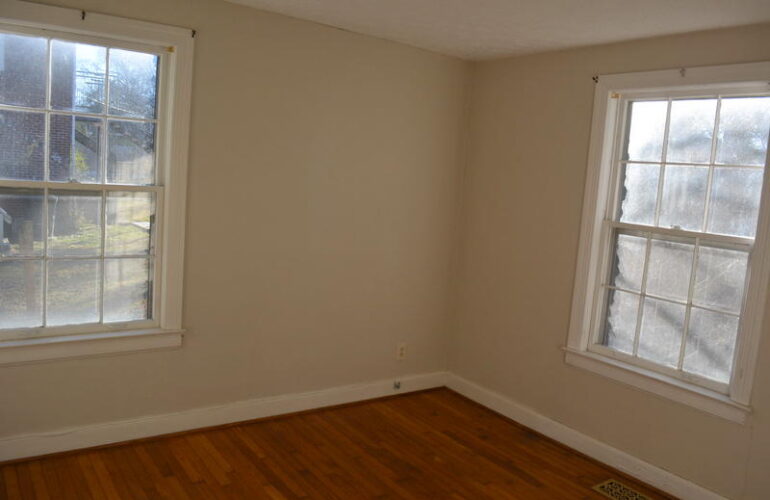 Auctions image thumbnails