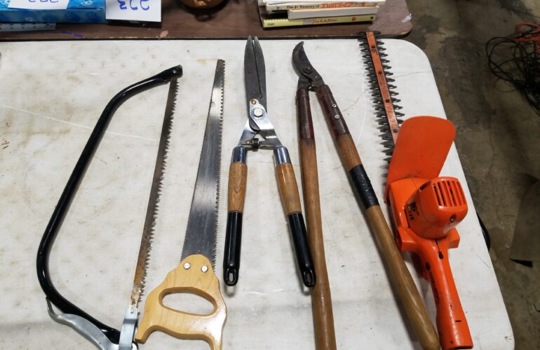 Auctions image thumbnails