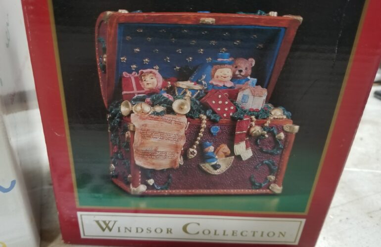 Auctions image thumbnails