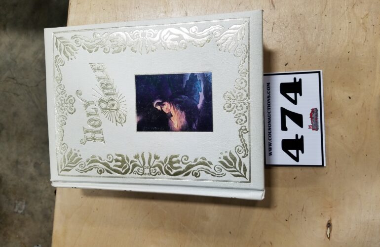 Auctions image thumbnails