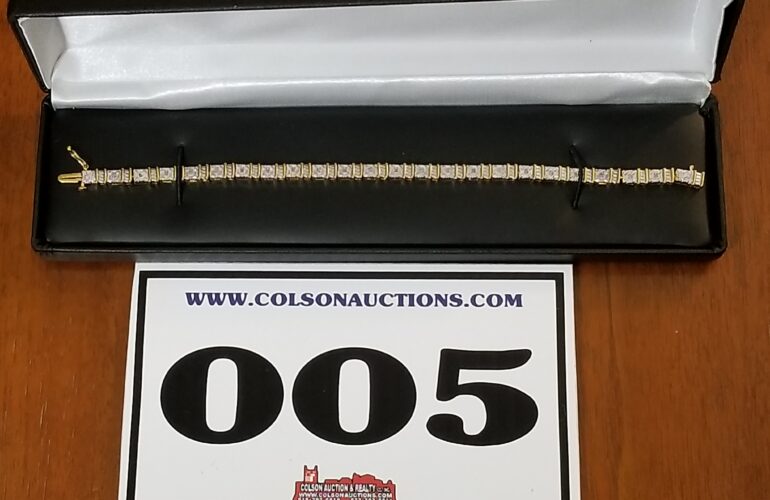 Auctions image thumbnails