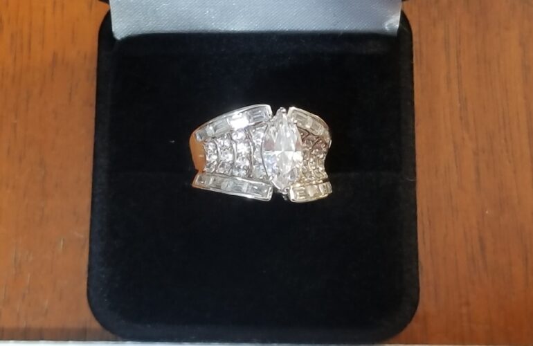 Auctions image thumbnails