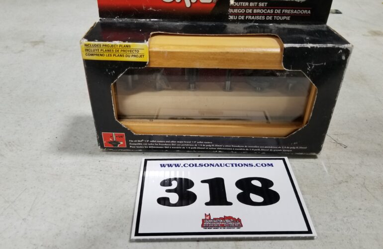 Auctions image thumbnails