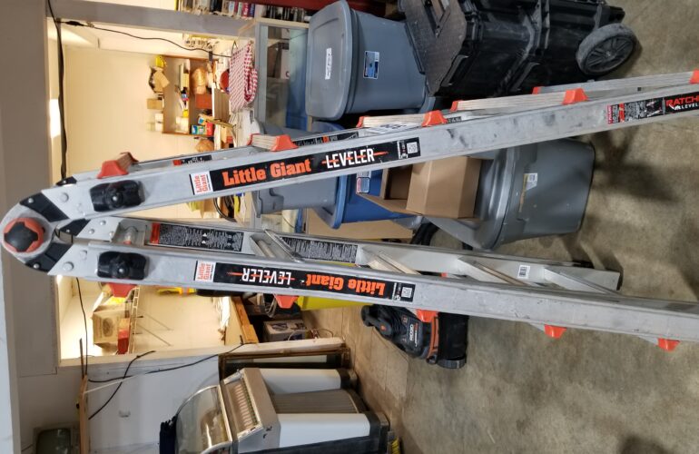 Auctions image thumbnails