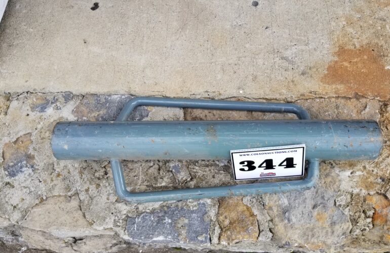 Auctions image thumbnails