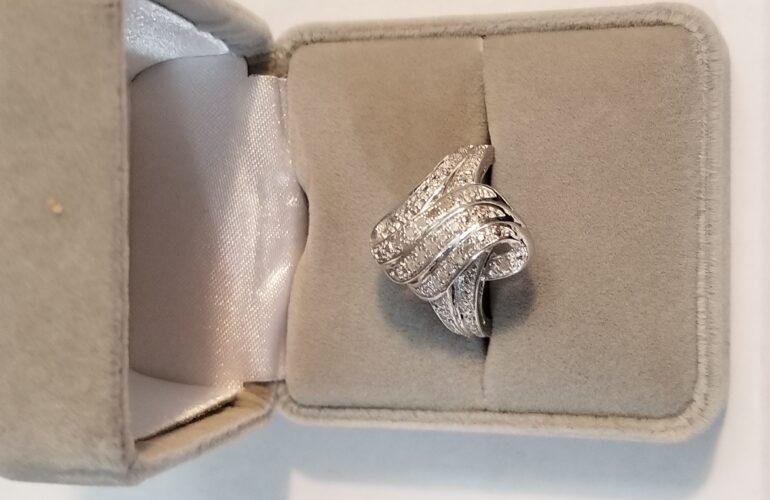 Auctions image thumbnails