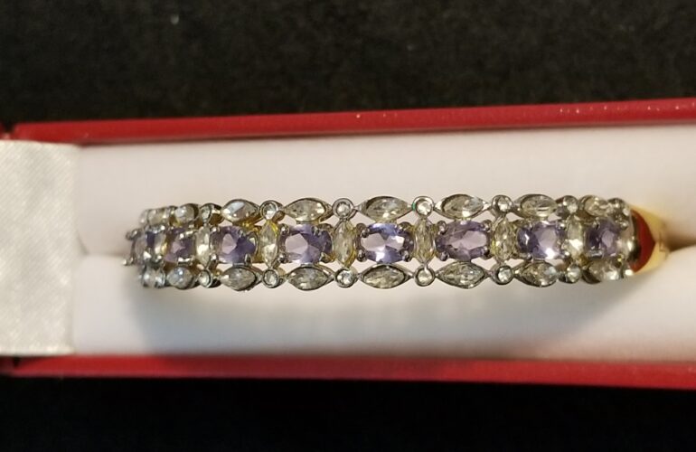 Auctions image thumbnails