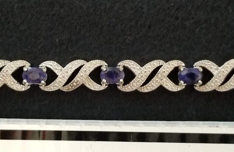 Auctions image thumbnails